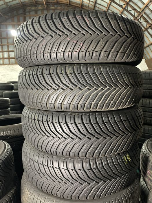 Комлект шин б/у всесезонні 195/65 15 Michelin Cross Climat Комплект