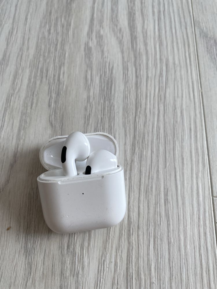 Air pods 4mini TWS оригінальні б/у