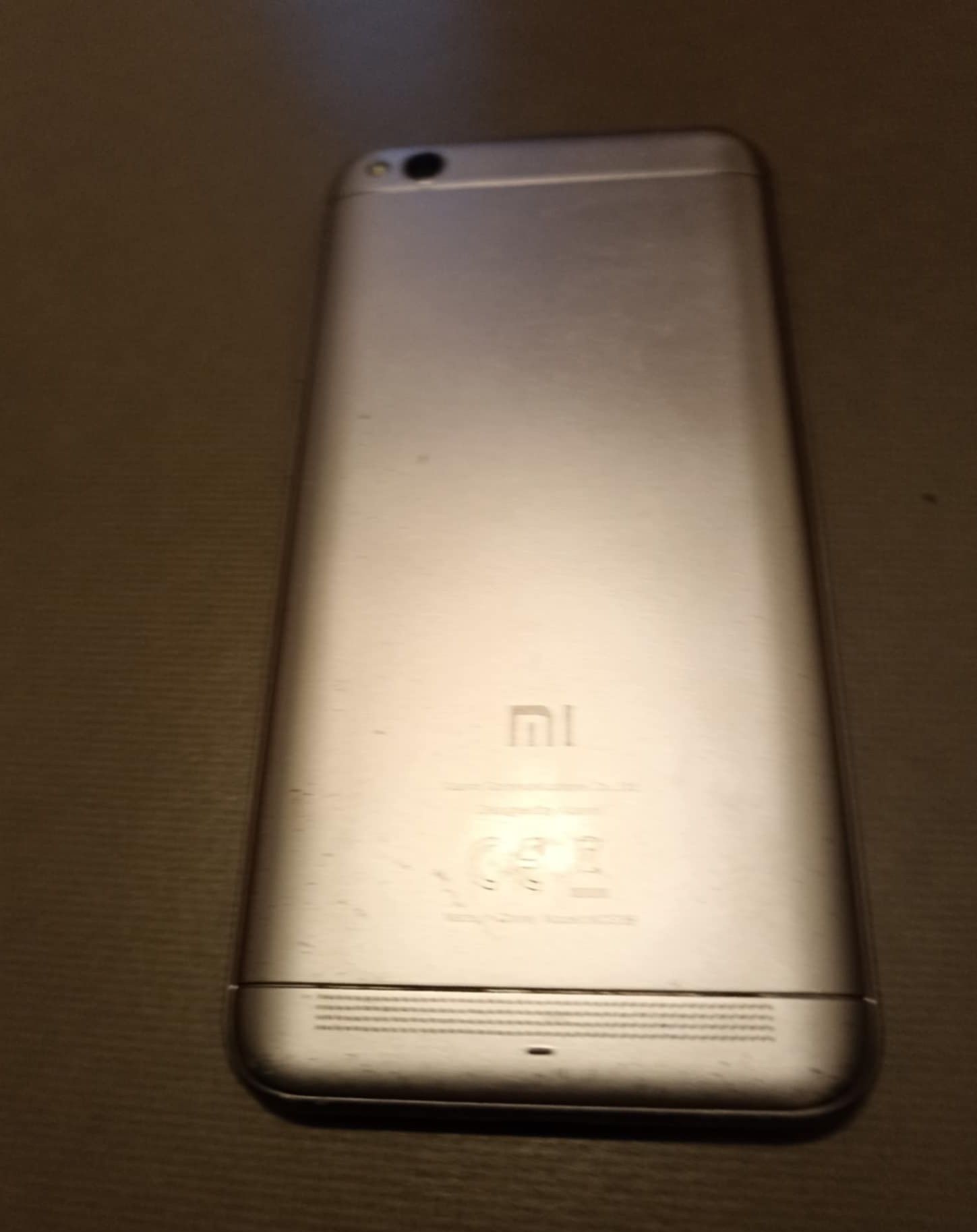 Telefon komórkowy smartfon Xiaomi Redmi 5A