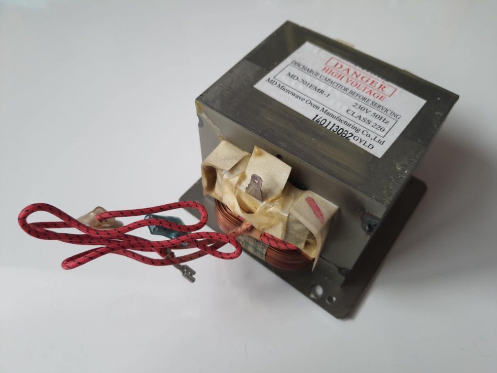 Transformator do kuchenki mikrofalowej Zelmer