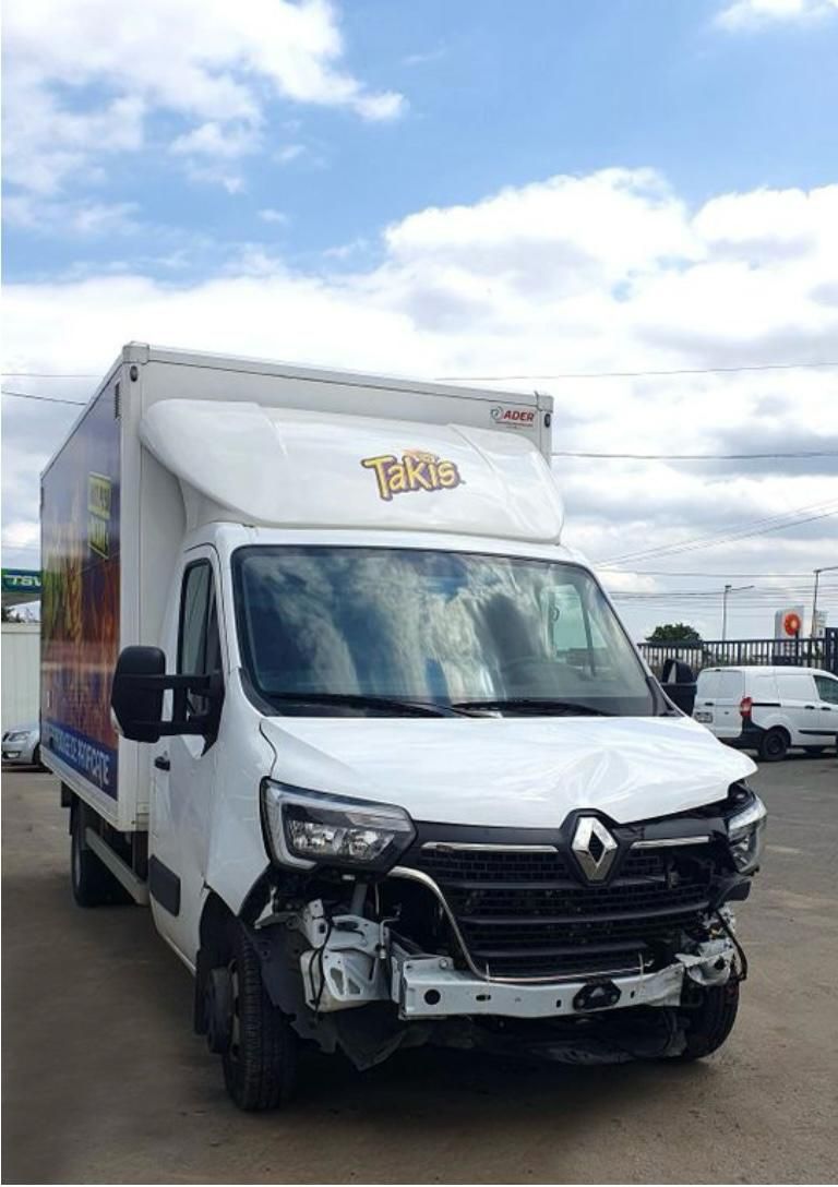 Renault Master 4 Izoterma/bliźniak 3.5 tony  2024 rok 6 tys km przebie