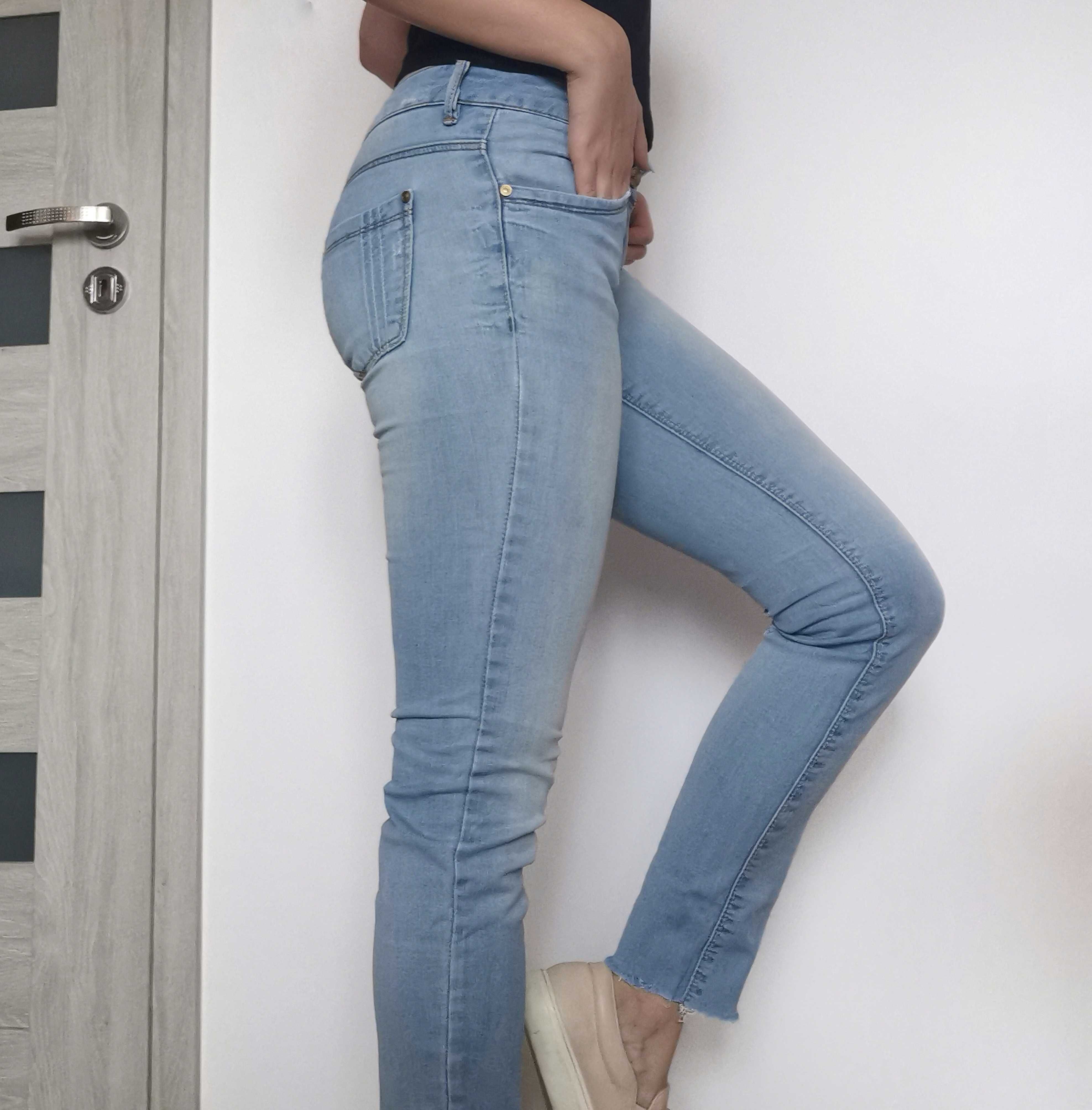 Pull&Bear M L 38 40 jeansy spodnie rurki skinny dżinsy obcisłe damskie