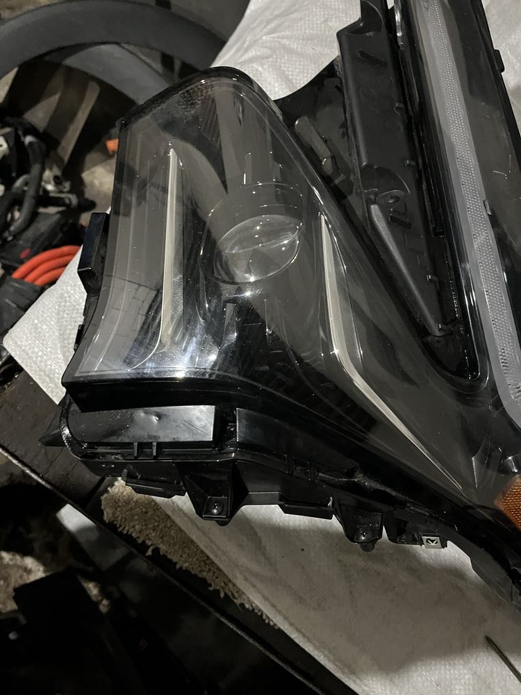 Chevrolet bolt ev 22-23 фара передня ліва 42828518