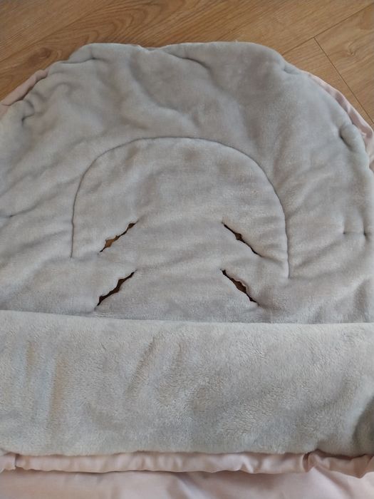 Śpiworek polarowy do wózka 100x50cm Sensillo