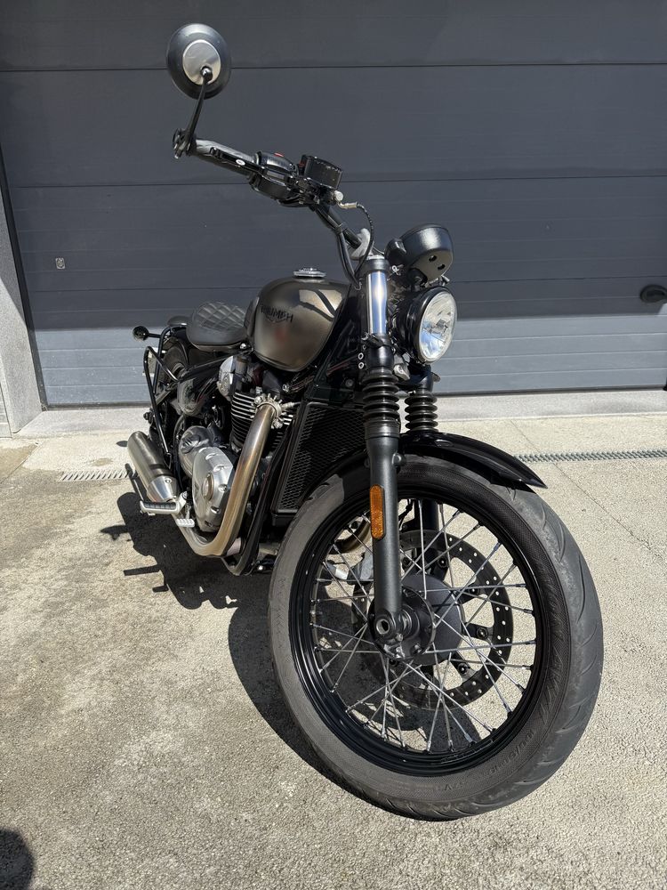 Triumph Bobber Lisboa