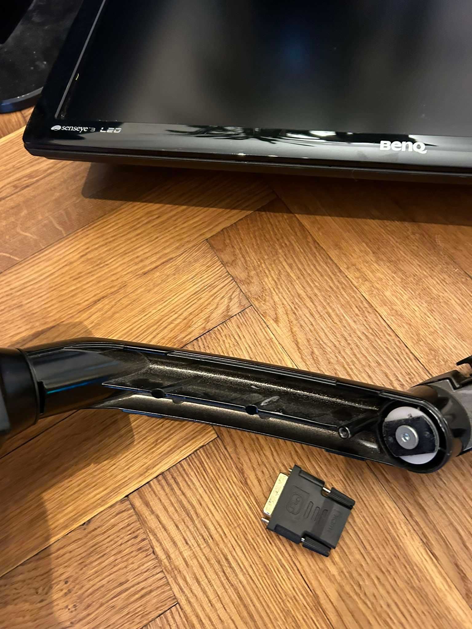 Monitor BenQ GW2255 z ramieniem North Bayou i akcesoriami