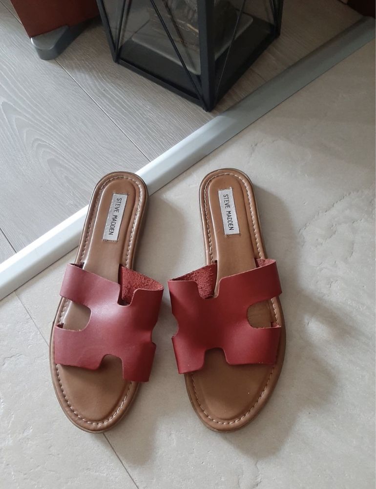 Klapki Steve Madden skora lato hermeski 41 plaskie czerwone hot