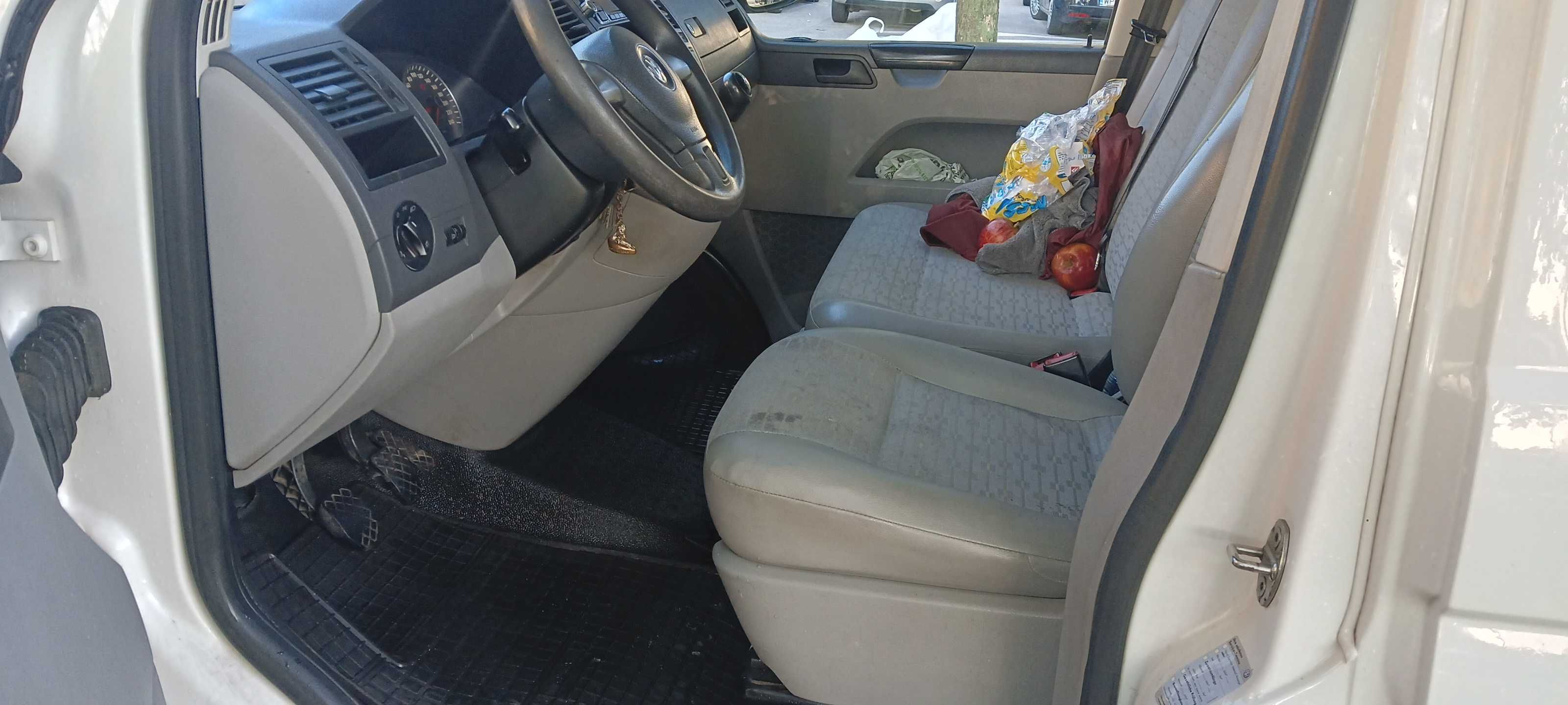 vw t5 blaszak 2.0 tdi klima zarejstrowany
