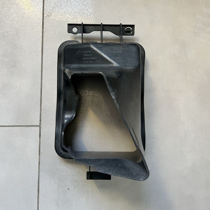 Воздуховод доп радиатора BMW F30 Sport Line