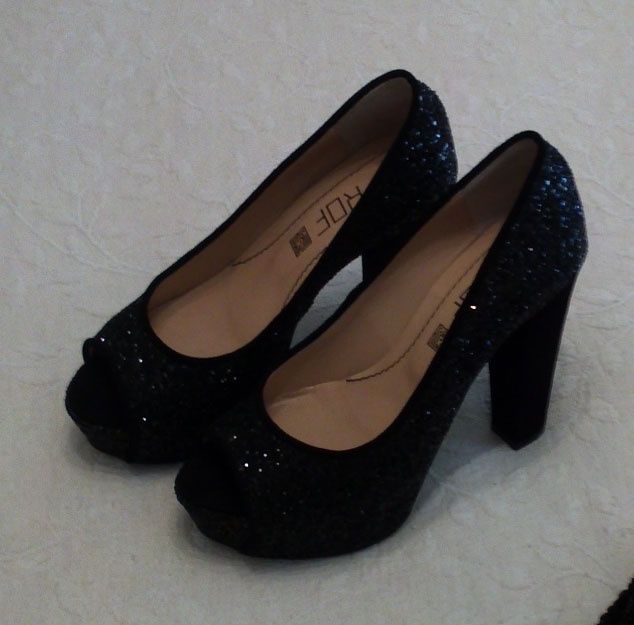 Sapatos pretos T.38-39 glitter da marca PROF