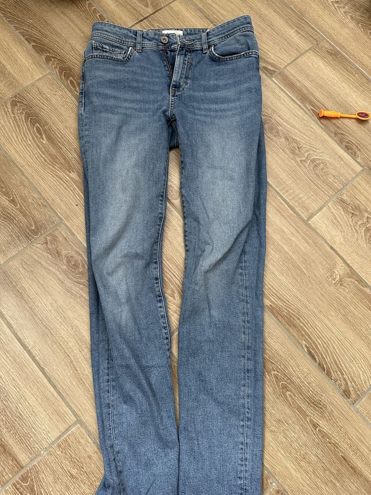 Джинси колінс slim fit W 26 (S-M)