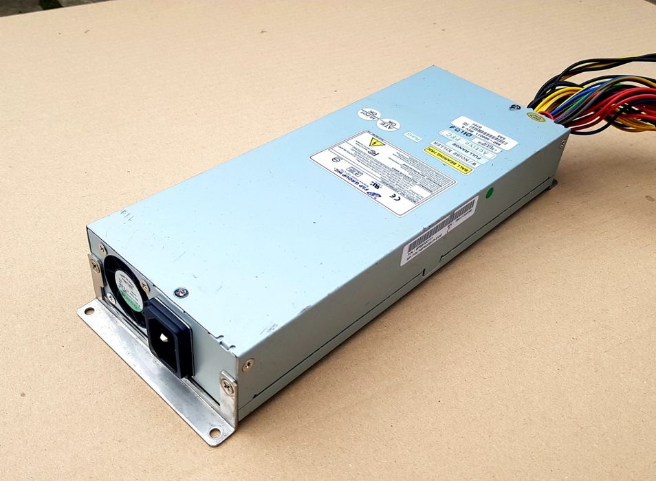 Zasilacz FSP Group F​S​P-5​0​0-8​0​B​U 500 W 230 V NOWY