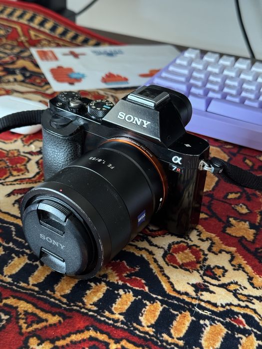 Sony A7R + Zeiss 1.8 objektyw