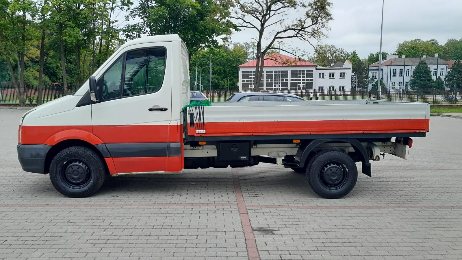 Vw Crafter 2.5tdi+plandeka i stelaż