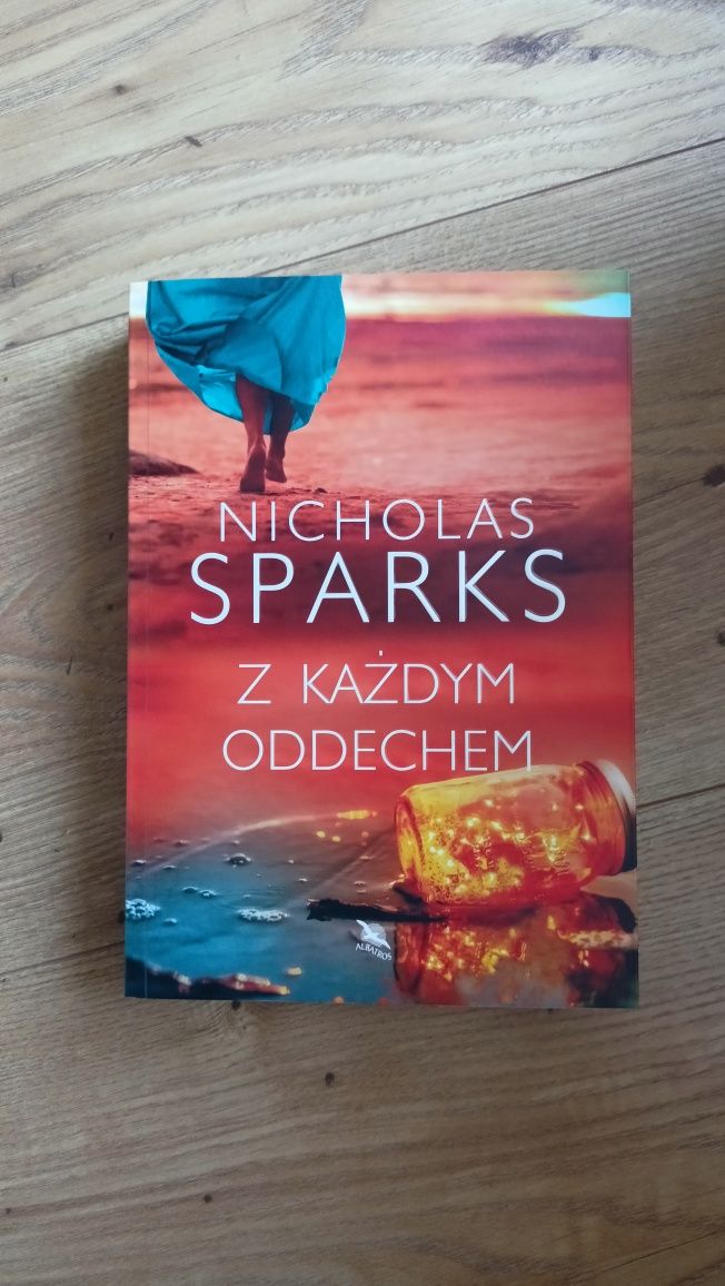 Książka Nicholas Sparks Z każdym oddechem