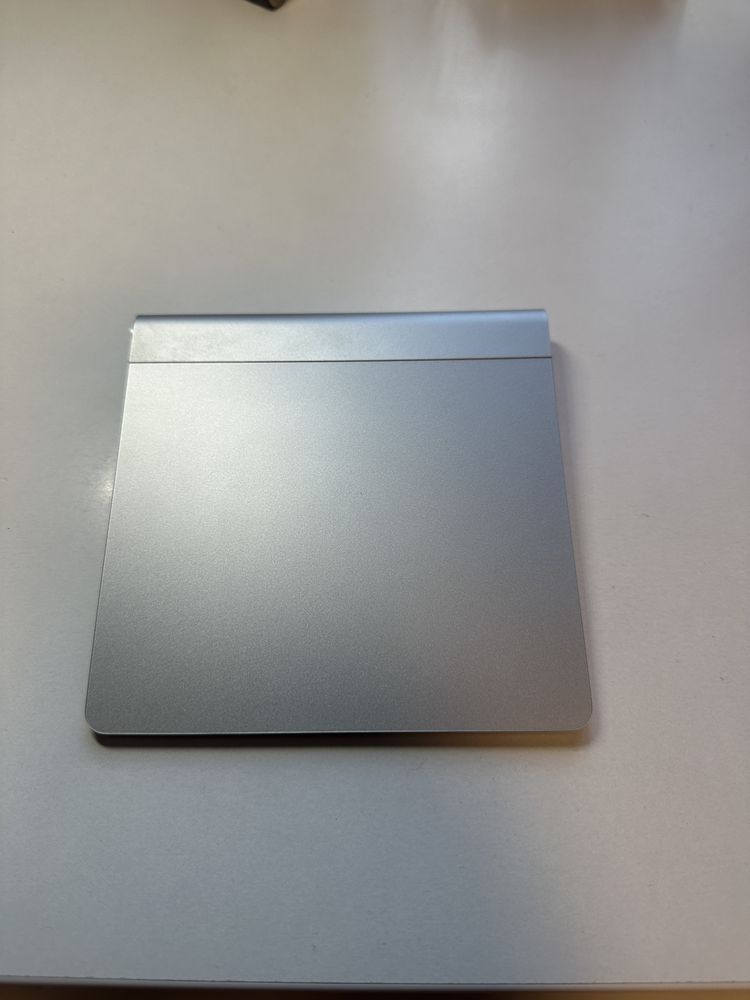 Продам трекпад Apple Magic Trackpad A1339