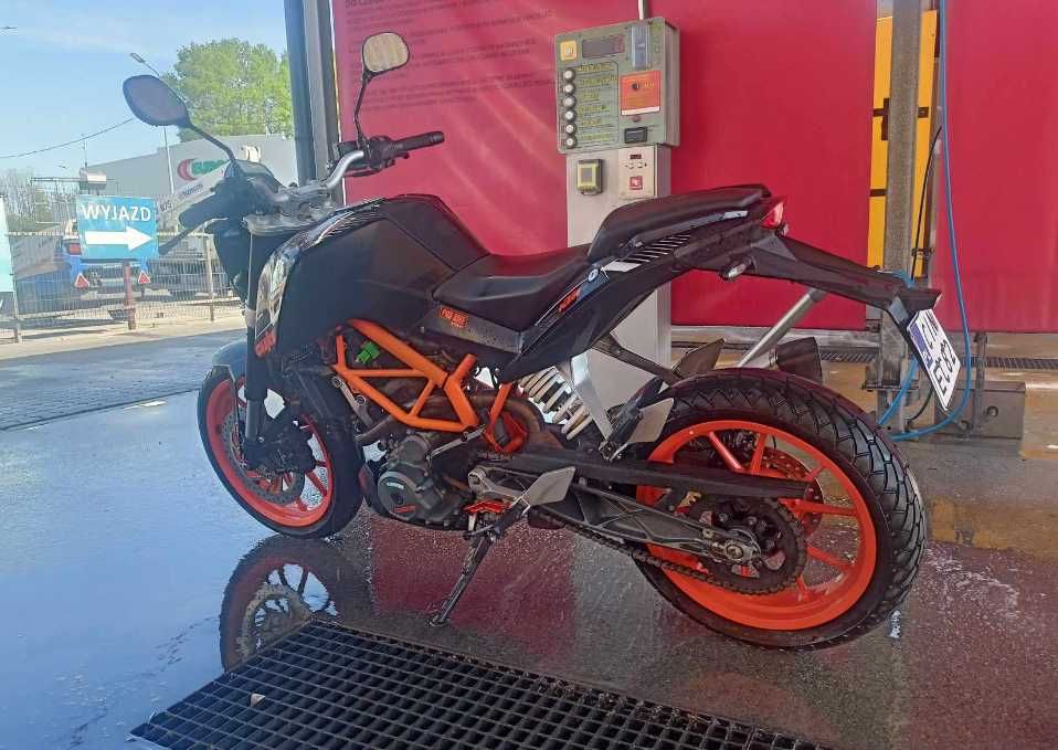 Sprzedam motocykl KTM Duke 390