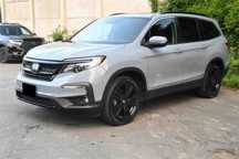 Honda Pilot SE      2022