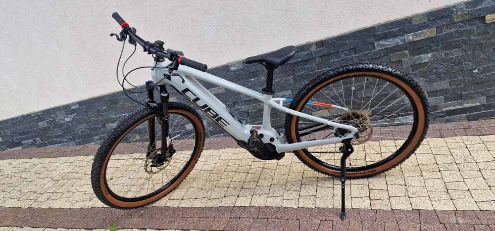 Rower elektryczny Cube XS Reaction Hybrid Rookie SL 400