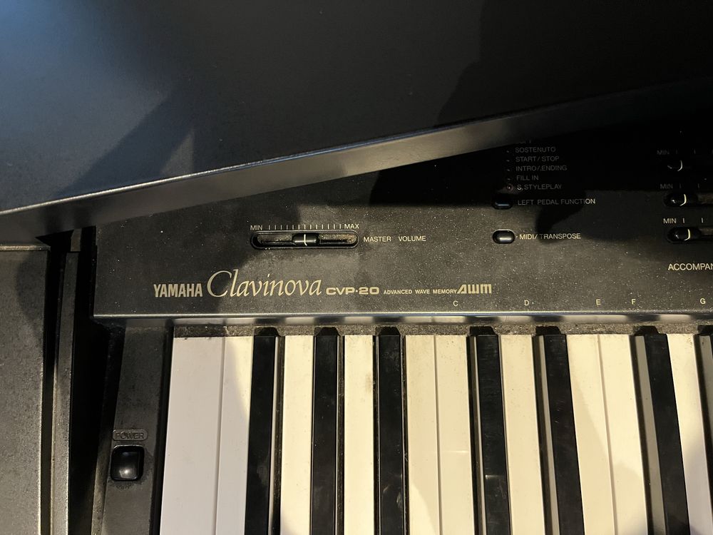 Piano clavinova cvp-20