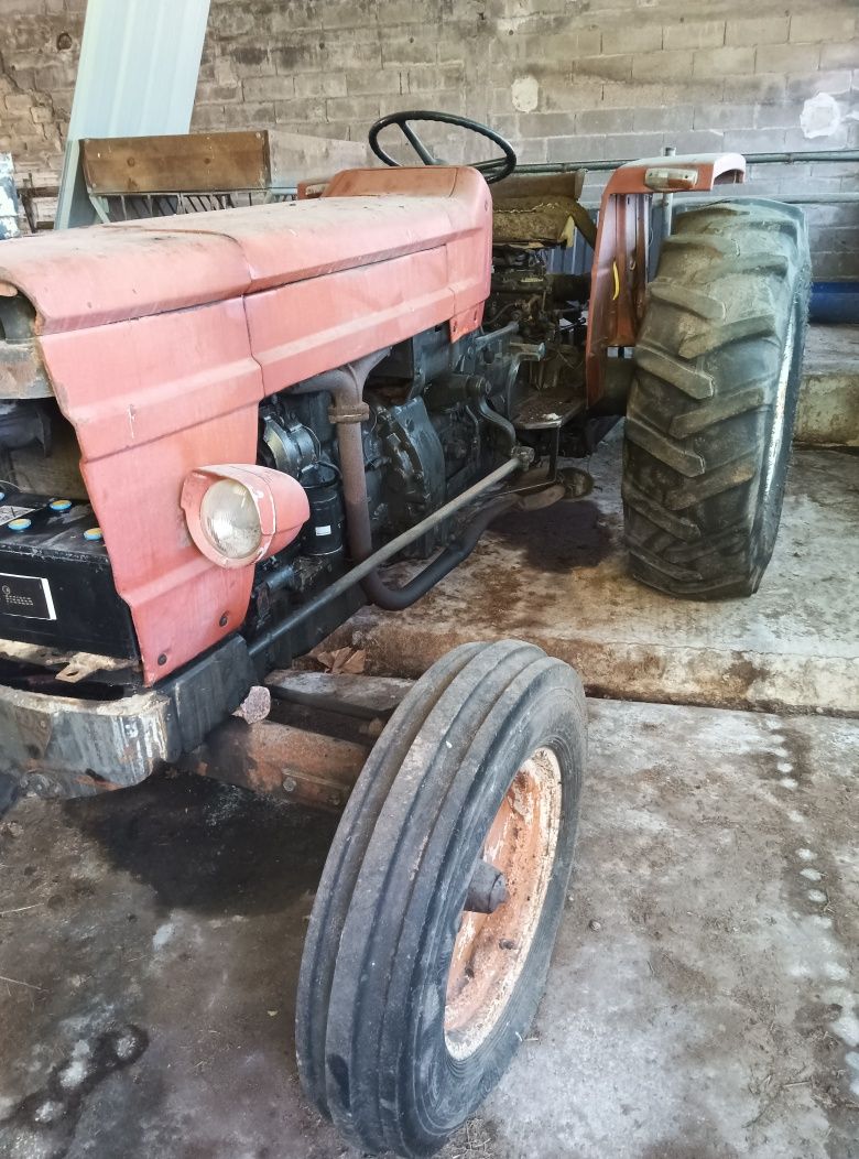 Tratar Fiat 750 special