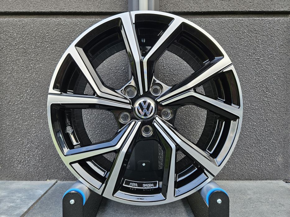 VW T-Cross 16 " Nowe 5x100 Taigo Tcross Felgi Czarne Alufelgi