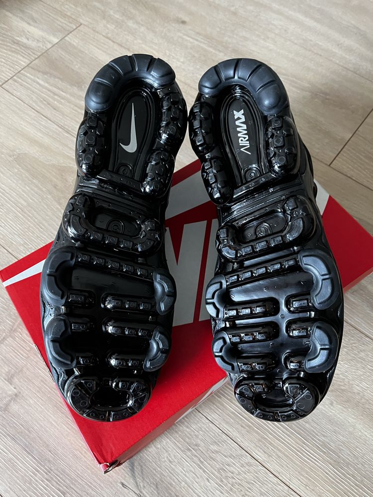 Buty Nike Air VaporMax Plus 43r