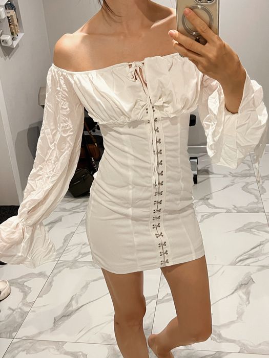 Сукня біла, в ідеальному стані