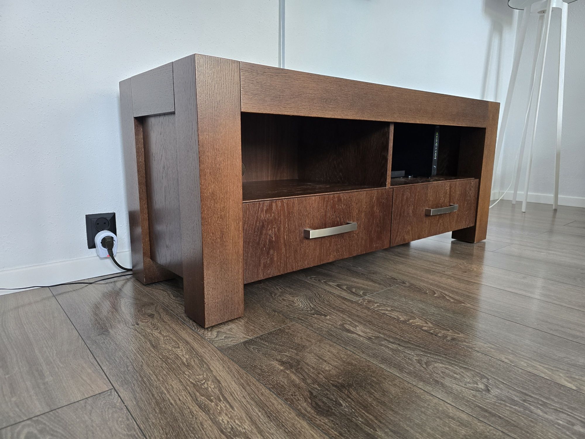Szafka rtv Barcelona 130cm, kolor ala wenge, solidny mebel.