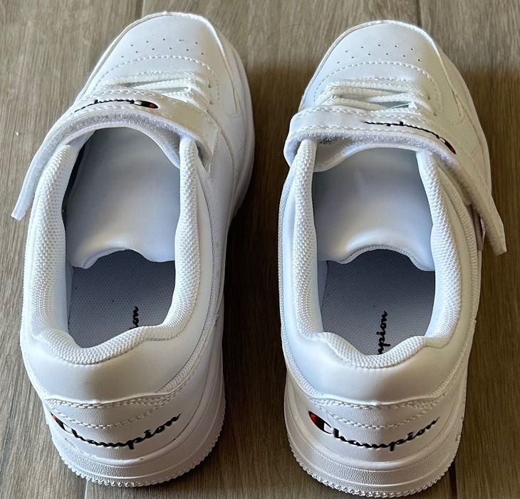 Sapatilhas Champion rd18 low (tamanho 34)- novas