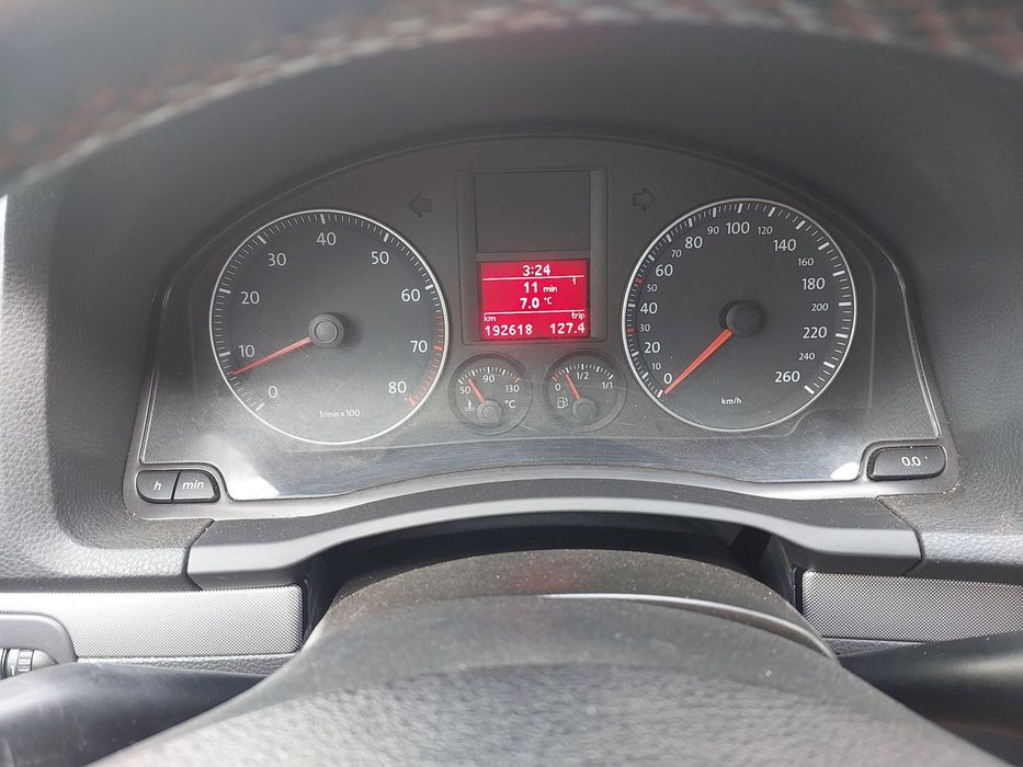 Гольф 5   2006 рік