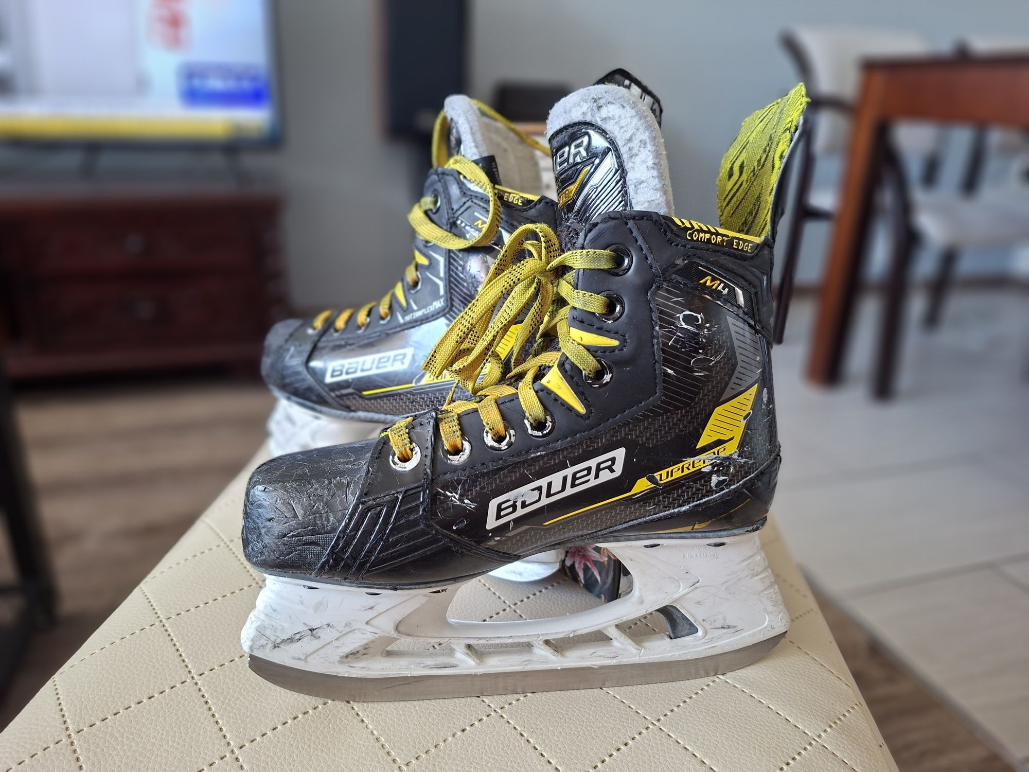Łyżwy hokejowe Bauer Supreme M4 3.0 -r.36