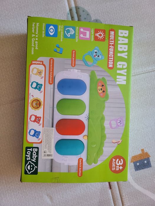 Розвивальний коврик для малечі в ідеальному станіі