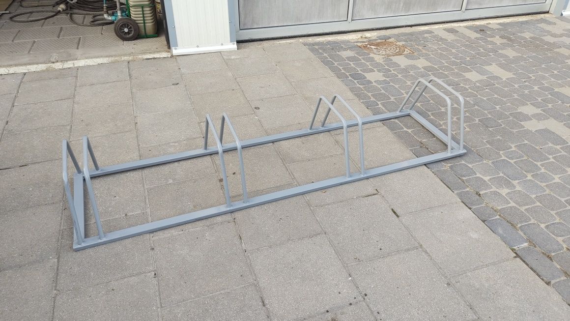 Stojak rowerowy na 4 rowery metalowy.