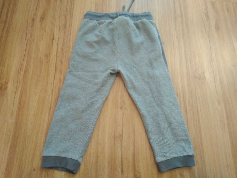 Spodenki dresowe rozm. 92