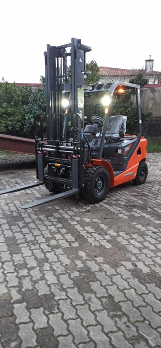 Empilhador Mitsubishi 2.5 Ton Duplex 4.00mt