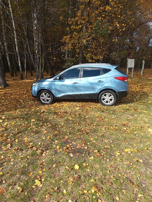 Hyundai ix 35 сів і поїхав