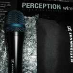 Mikrofon Sennheiser E 945 - z etui, mikrofon i uchwyt - stan BDB