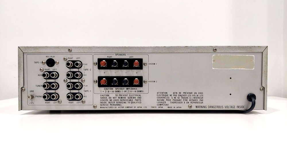 Amplificador JVC A-X2 "Super-A" c/Equalizador de 5 bandas