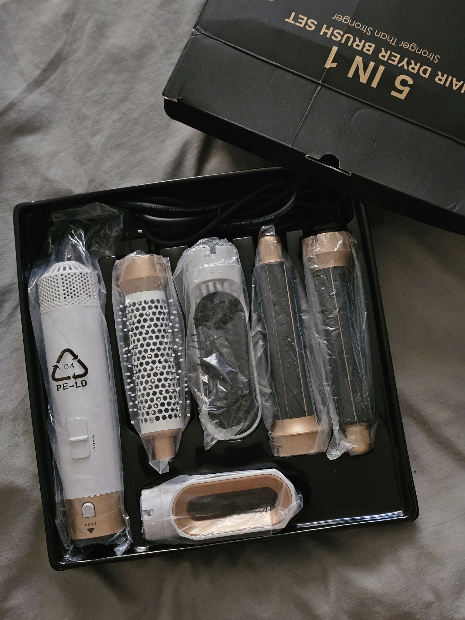 Suszarko-lokówka 5 w 1 HAIR DRYER BRUSH SET Stronger Than Stronger