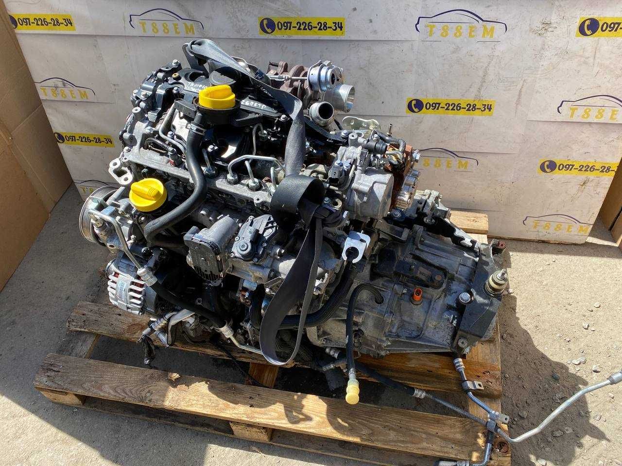 Двигун, мотор Renault 2.0 M9R (Trafic, Vivaro, Primastar)