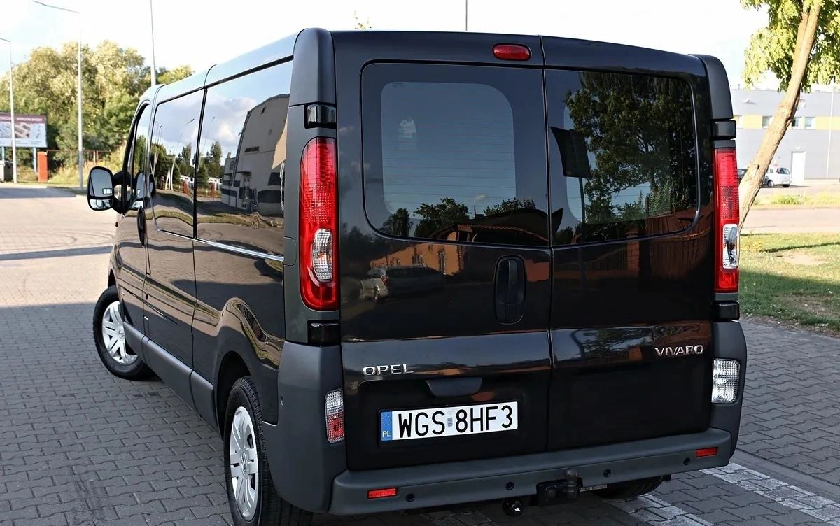 Opel Vivaro 2011