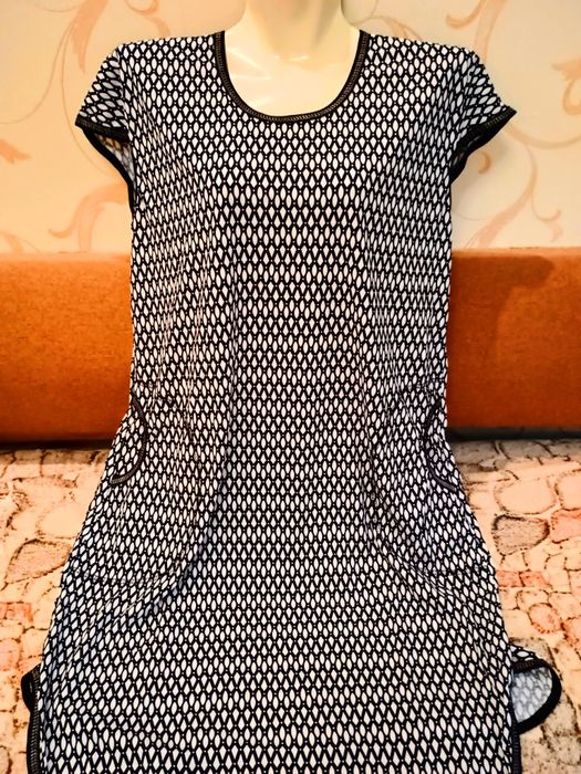 Сукні/Туніки жіночі трикотажні та велюрові. Опт, роздріб, дроп