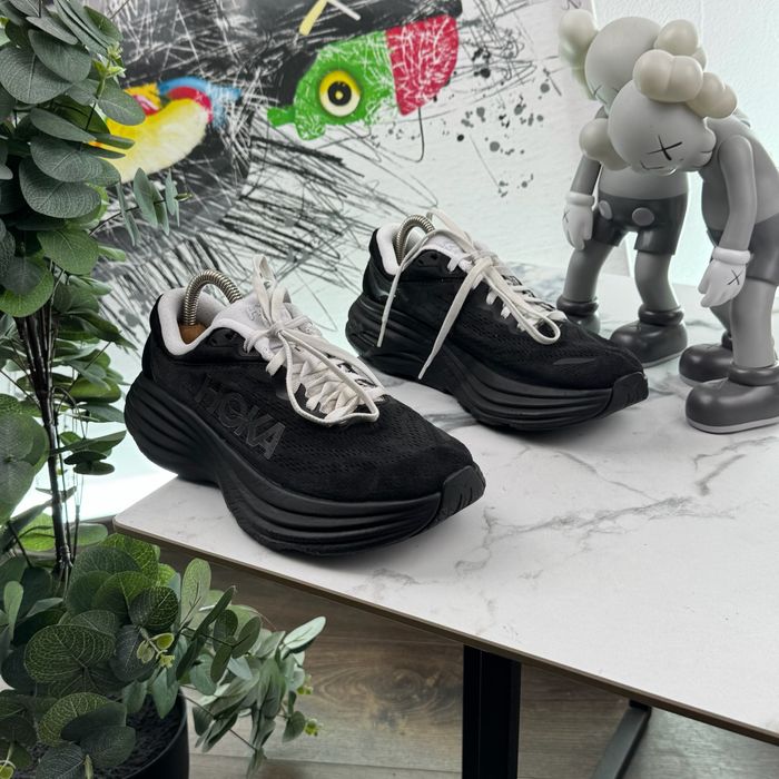 Кросівки Hoka Bondi 8 39 розмір Е5414