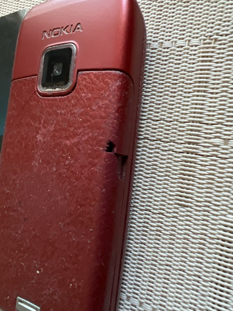 Nokia E65 и C3-01