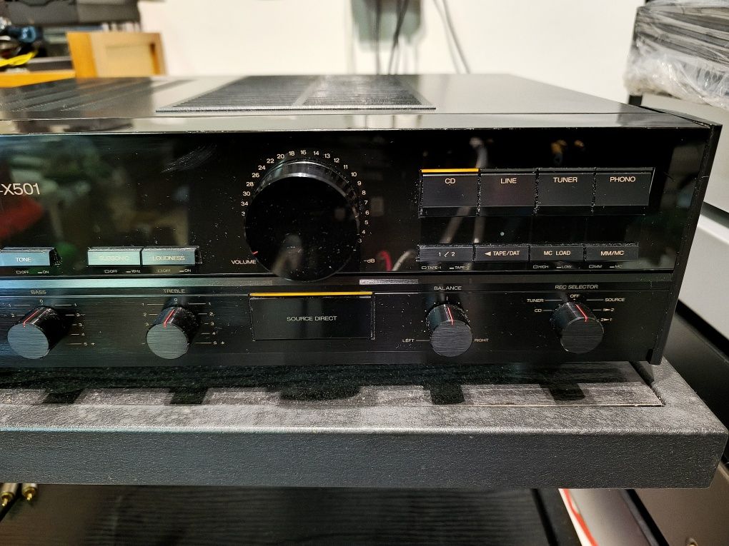 Amplificador Sansui AU X-501