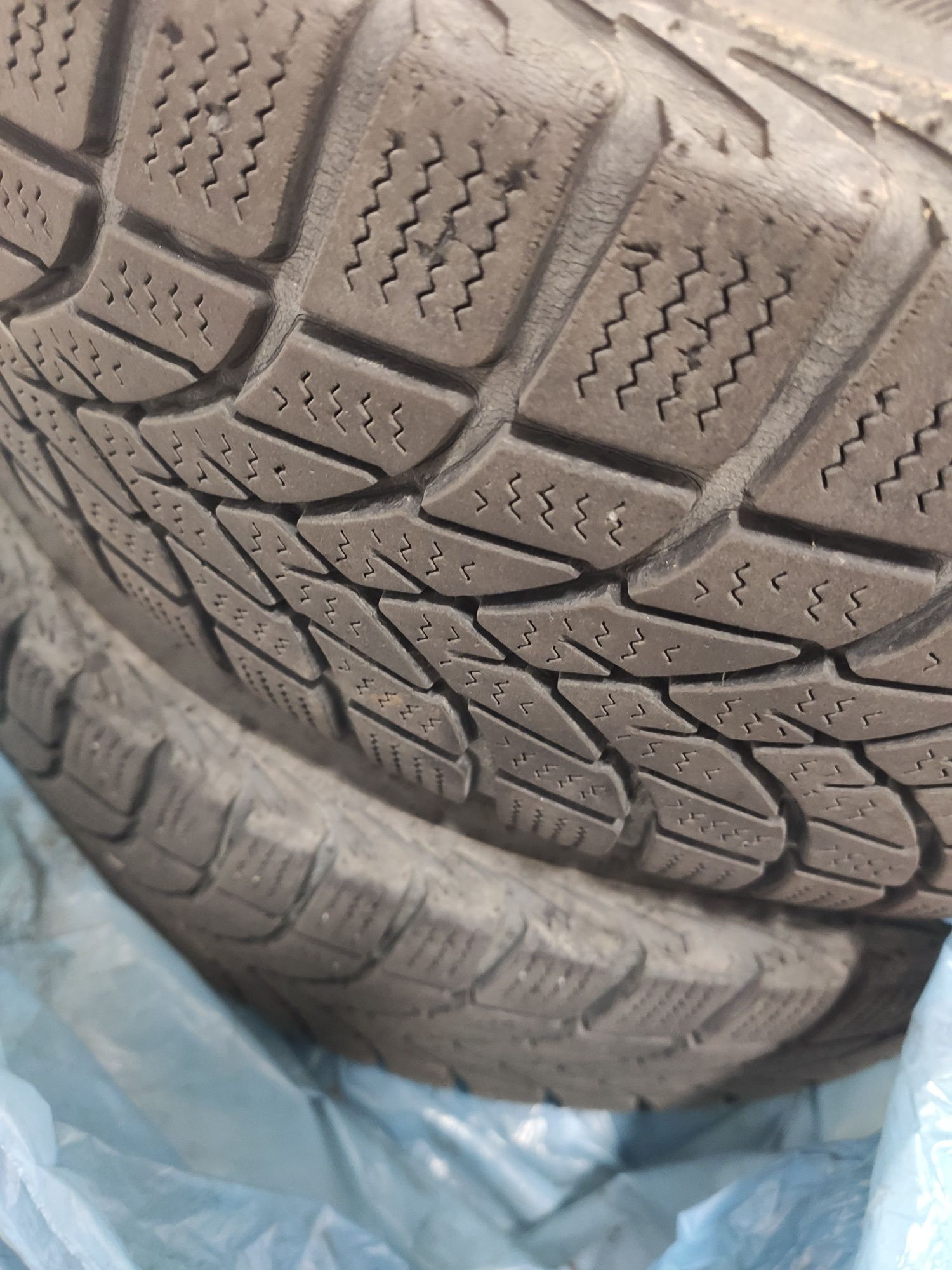 Koła felgi 4x100 otwór 56 ET 45 zimowe Dayton 185/65r14 honda, opel