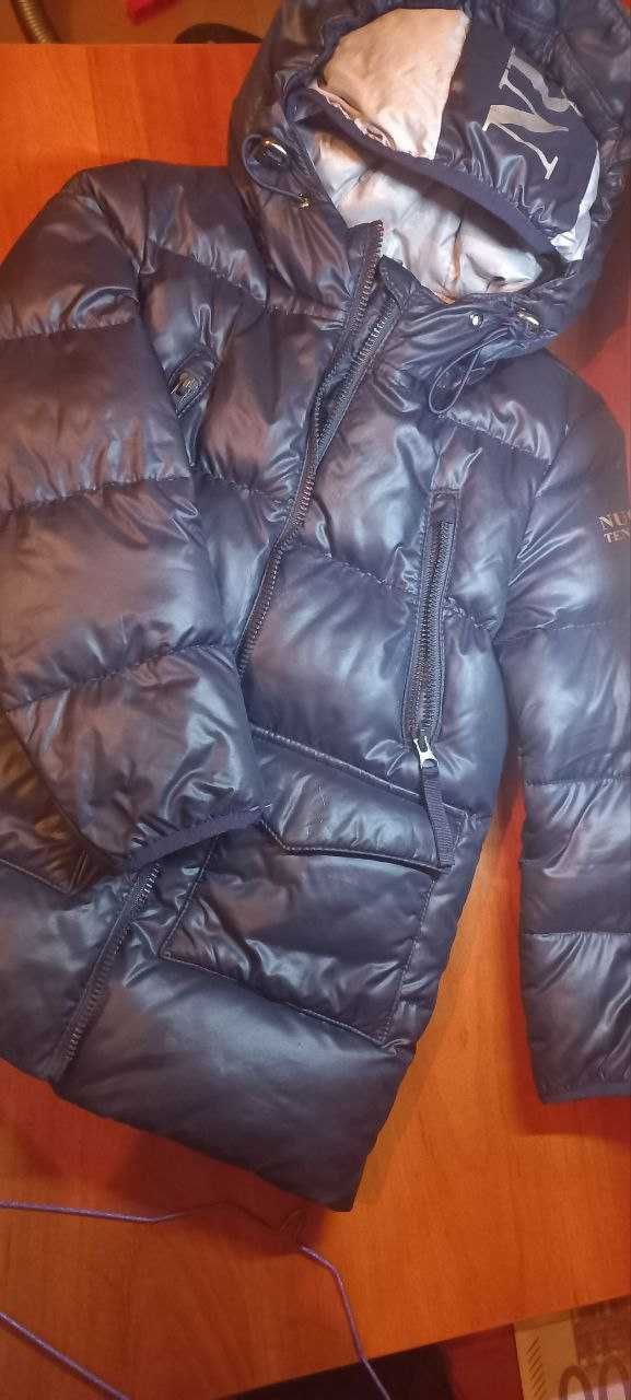 Зимова дитяча курточка для хлопчика (десь на 6-7 років)