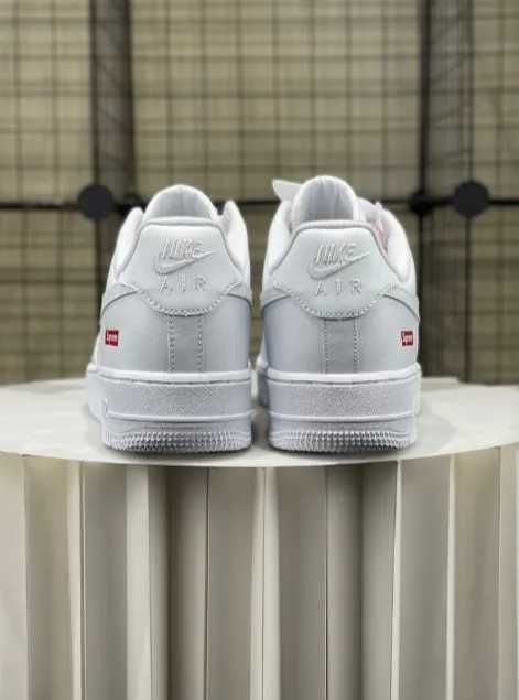 Buty pod wspólną marką Nike, wyprodukowane w Chinach