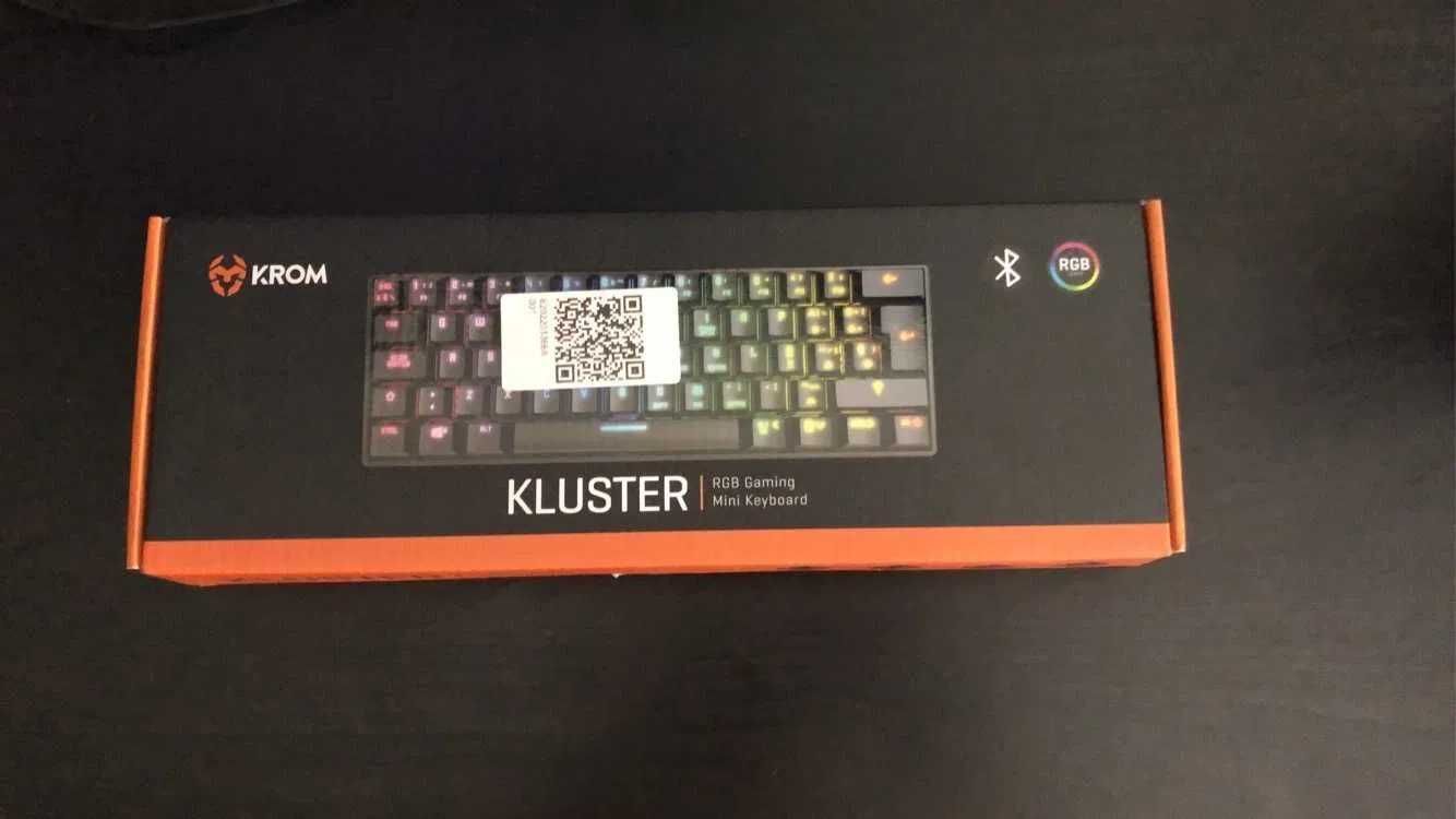 Teclado Gaming mecânico RGB Krom KLUSTER